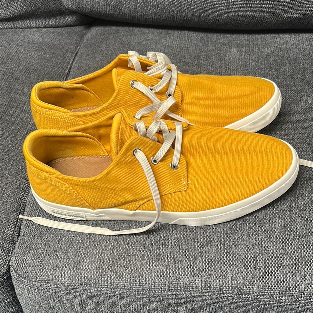 Yellow Canvas Men's Shoes